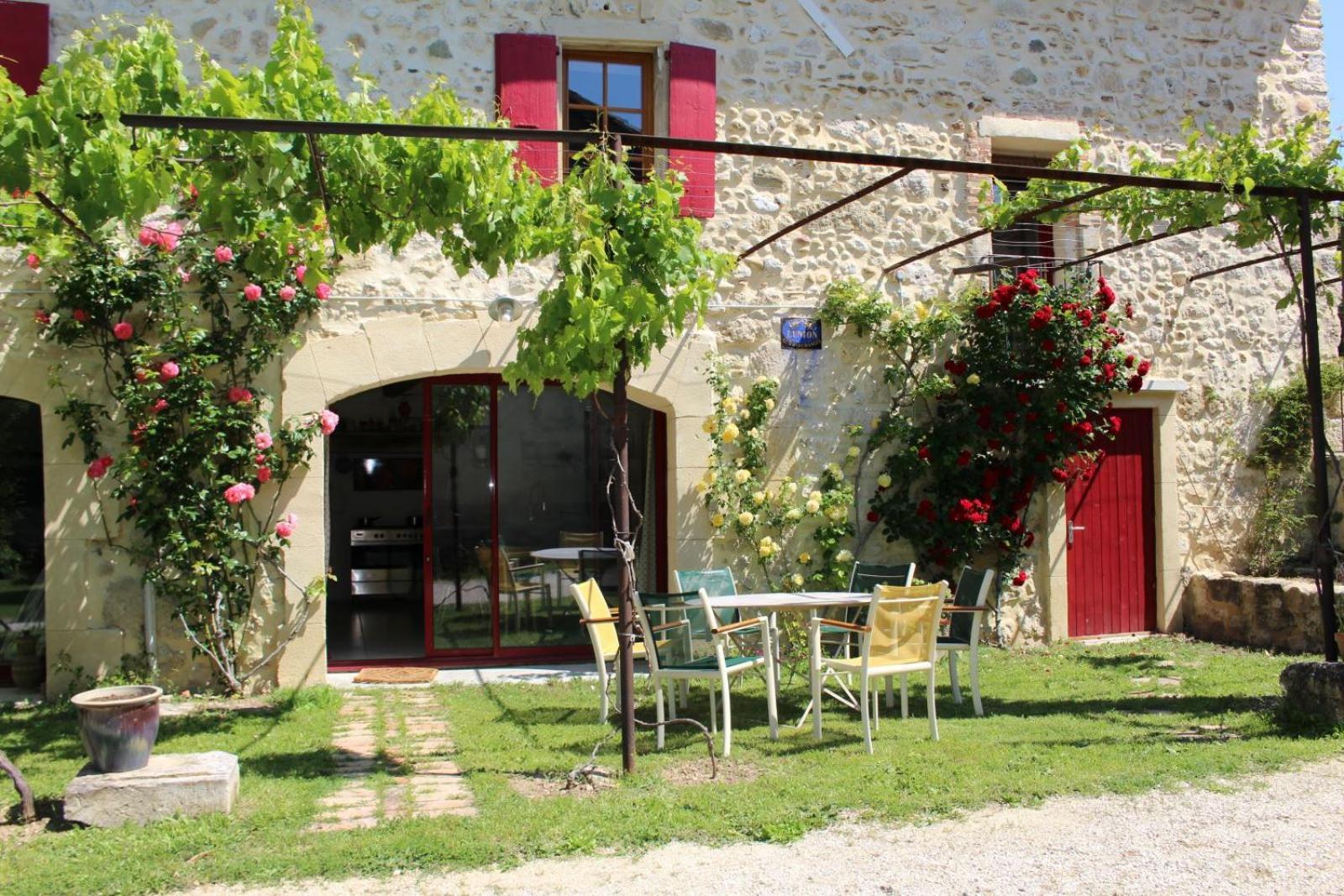 Chez Germaine Villa Les Granges-Gontardes Екстериор снимка